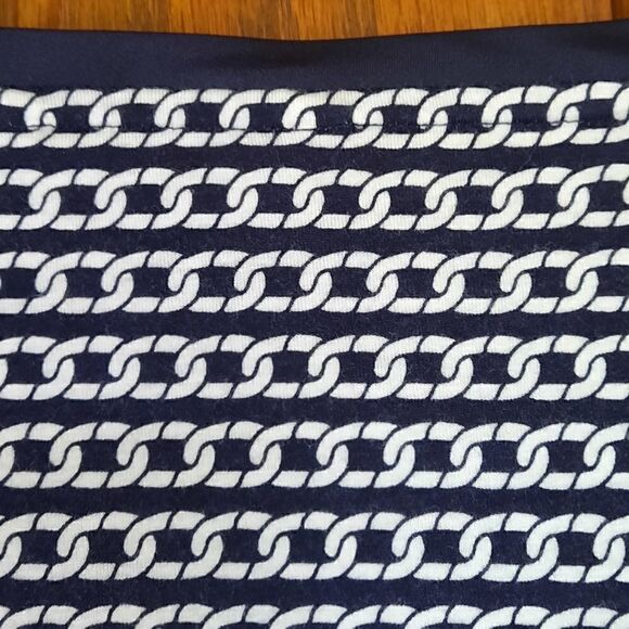 Banana Republic Scoopneck T Shirt Tencel Navy Short Sleeved - Picture 5 of 7